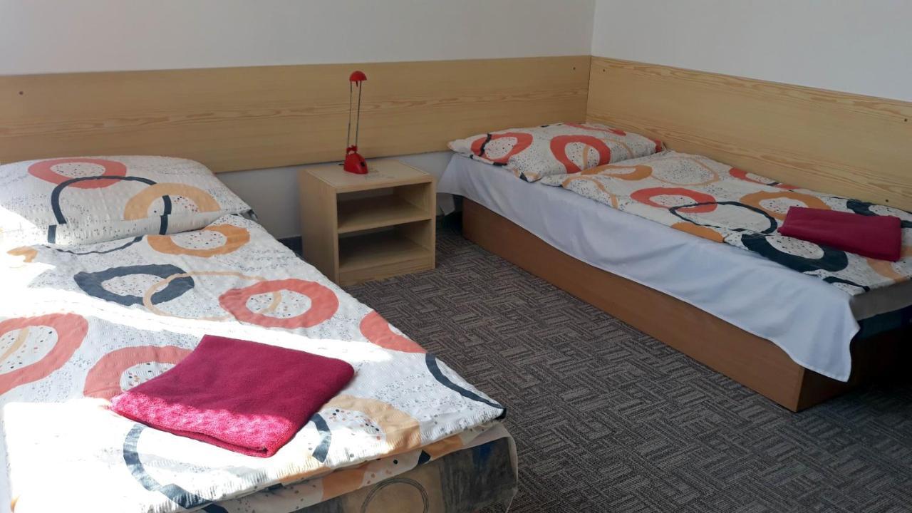 Penzion Saris Prešov Exterior foto