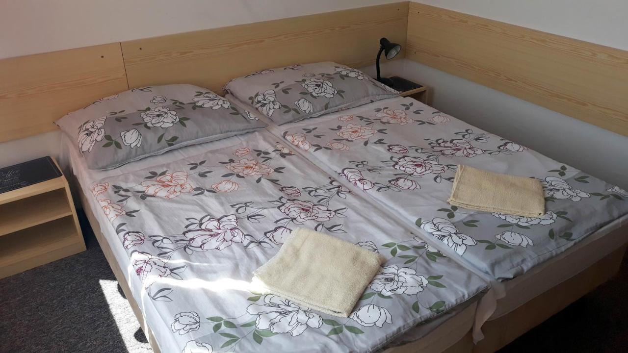 Penzion Saris Prešov Exterior foto